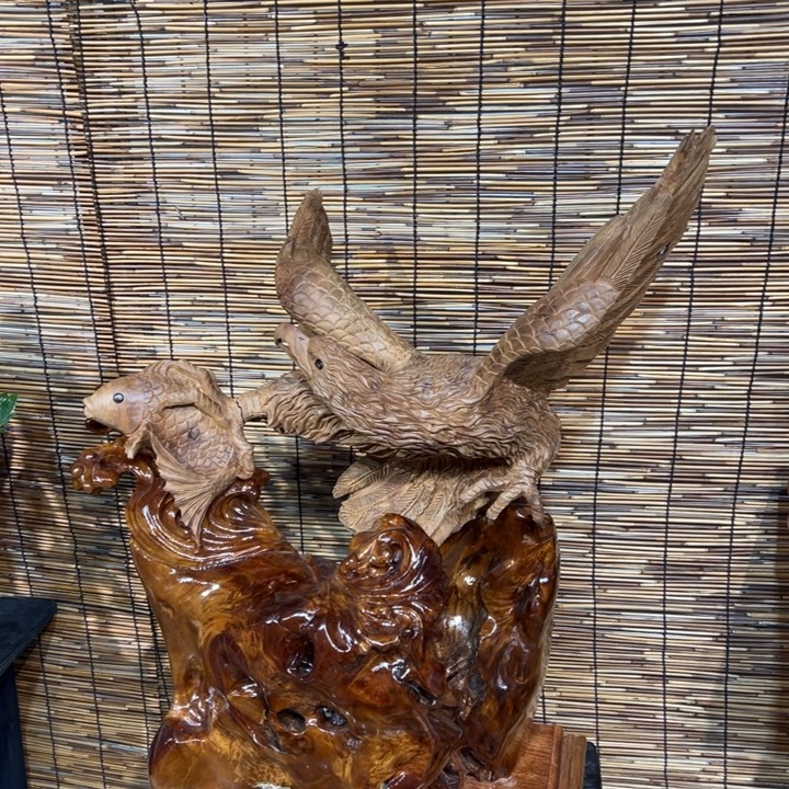 兵***）金丝楠大展宏图年年有鱼