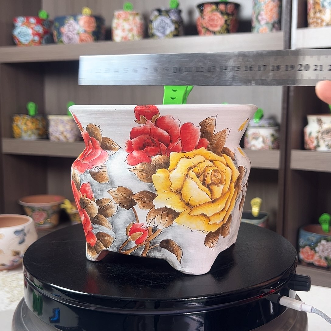 手绘陶瓷花盆口15.5高13.5