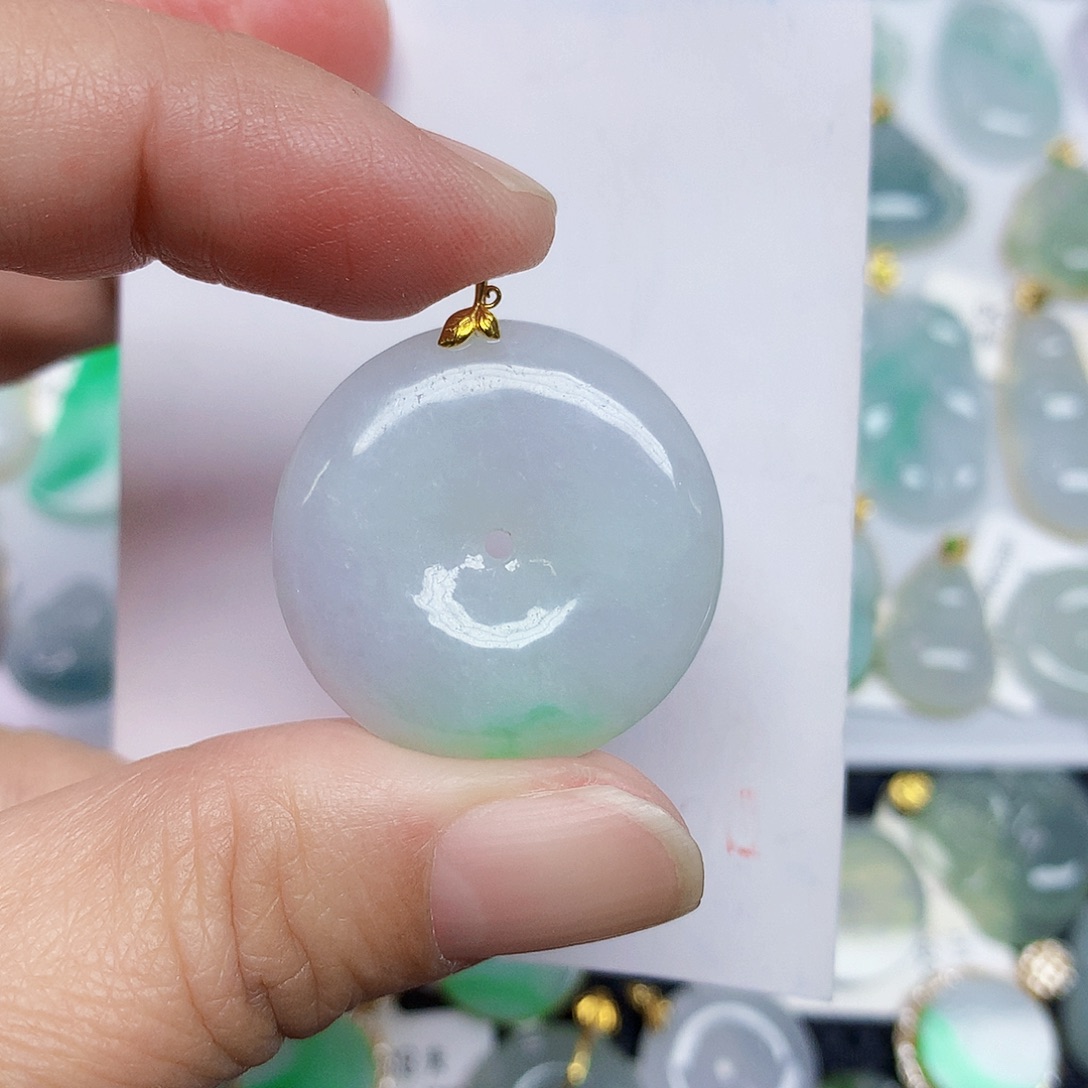 翡翠18K金镶嵌颈饰355666