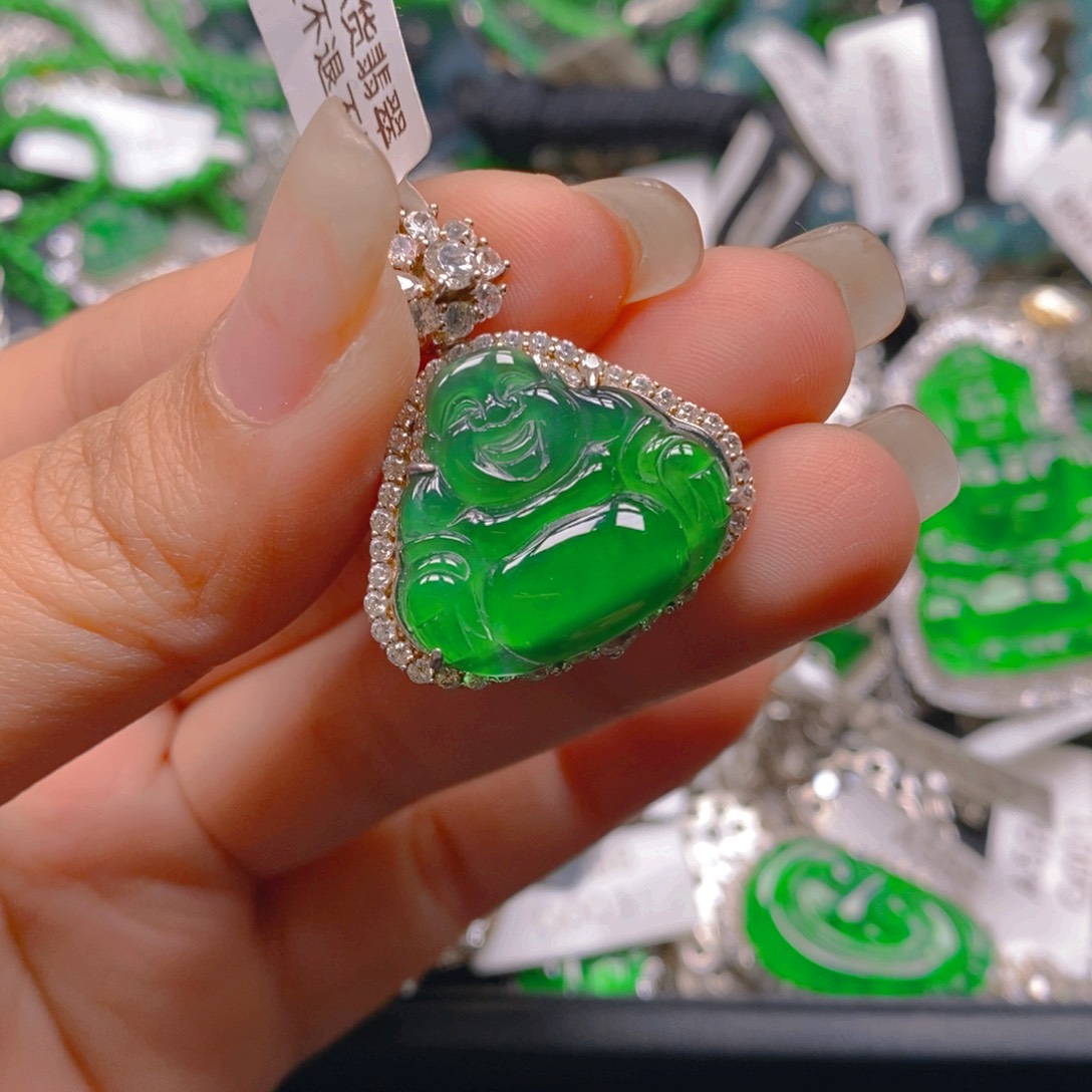 翡翠颈饰银S925镶嵌88888888