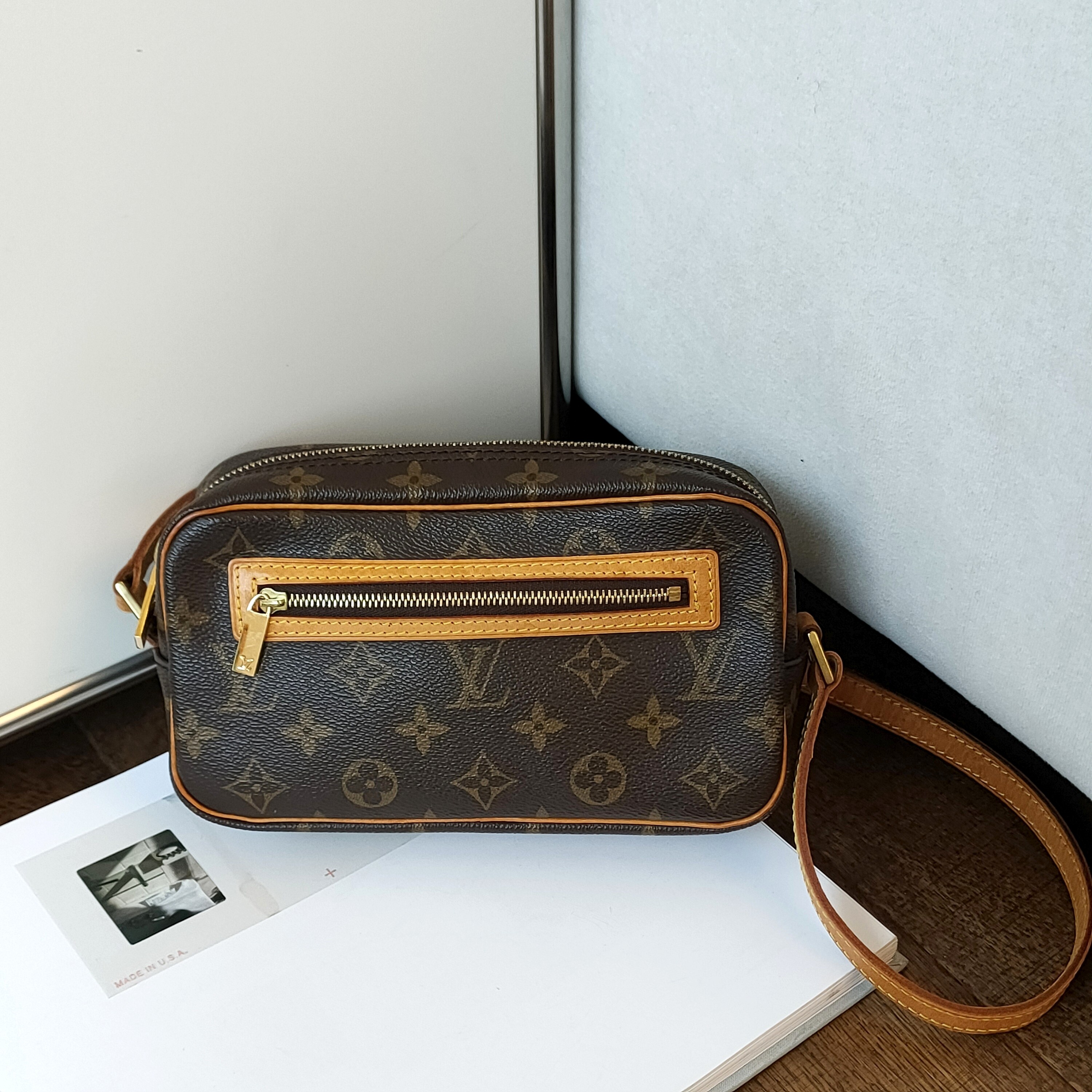 95新 LouisVuitton/路易威登 棕色老花开口笑小号腋下单肩包49534
