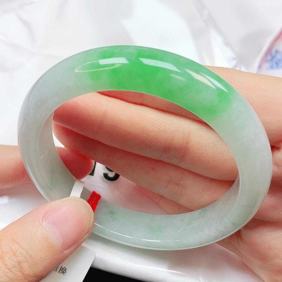 未镶嵌手镯翡翠抖音919