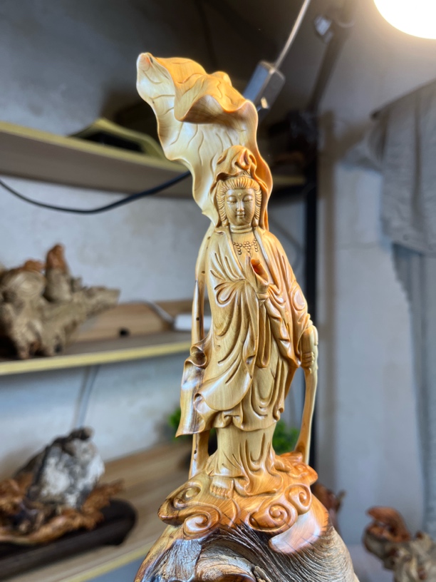木雕观音摆件手工雕刻造型摆件适用于家居办公客厅装饰玄关摆放