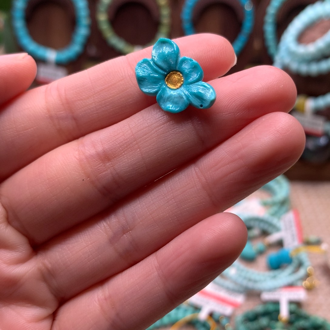 绿松石未镶嵌配饰 