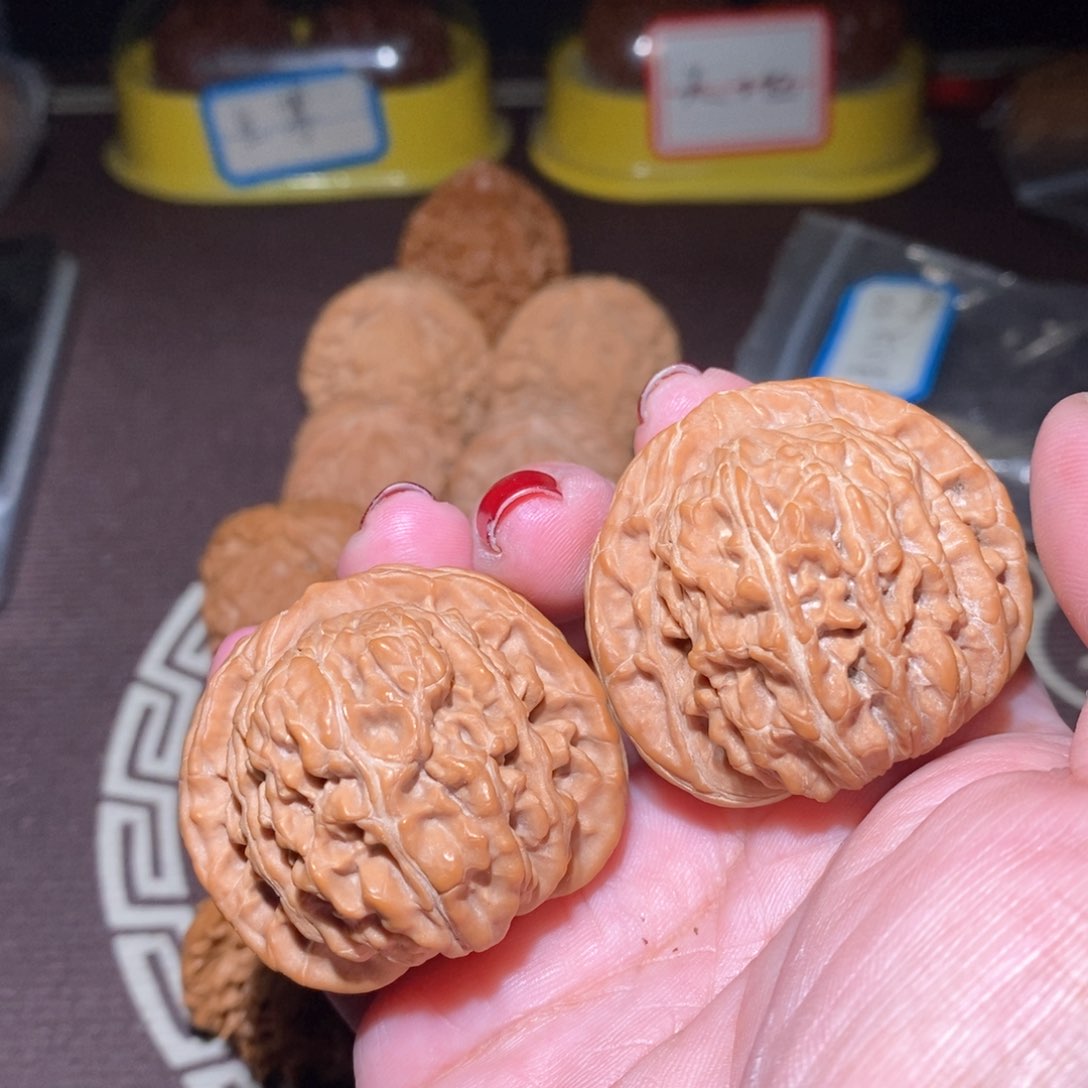 文玩核桃把件?***子楼子