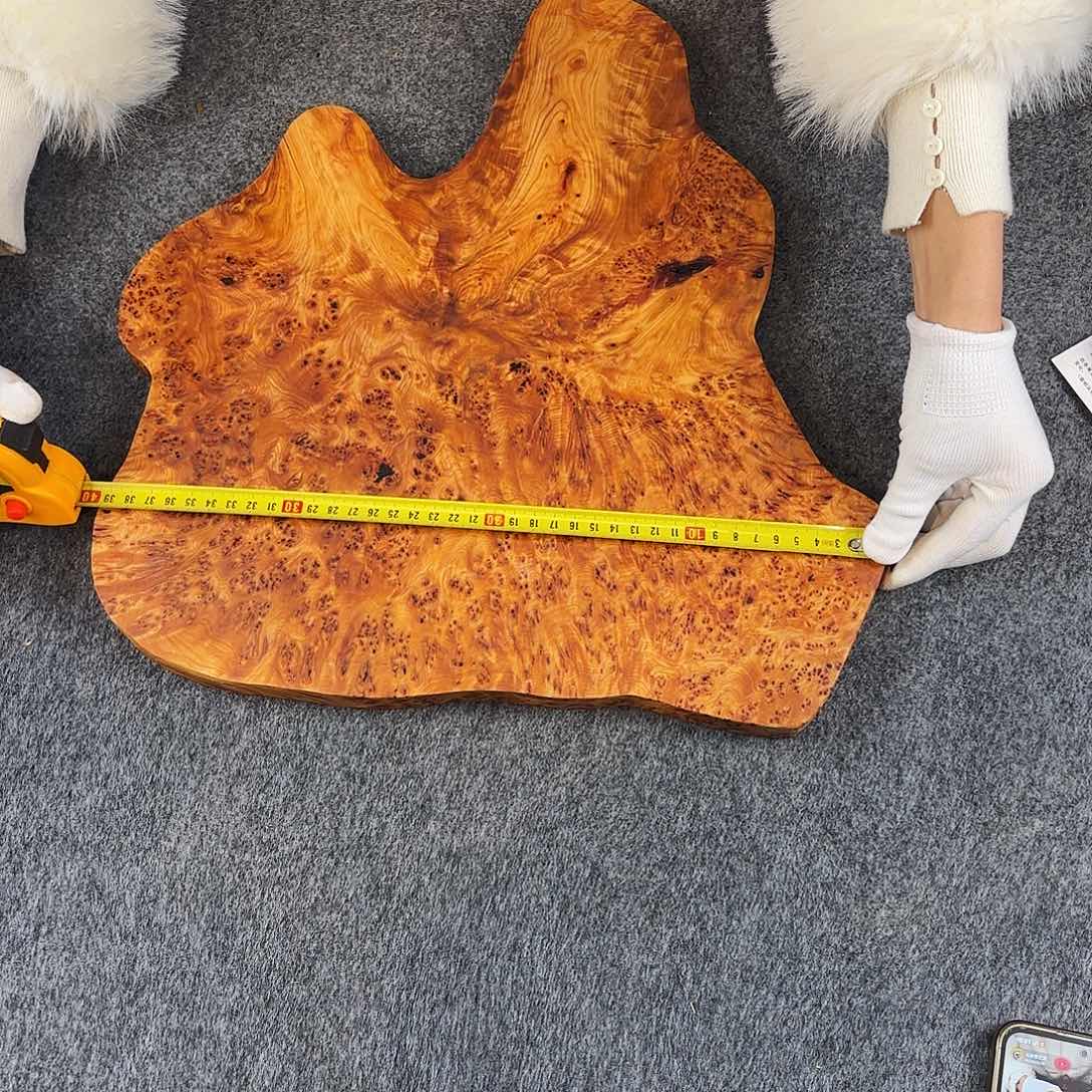 崖柏陈化爆满瘤龙胆瘤随形摆件 干泡台