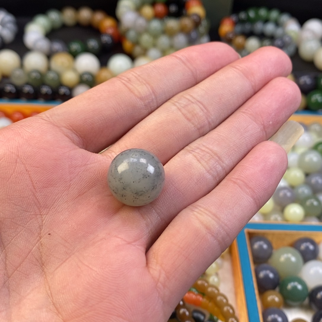 和田玉手串未镶嵌卡16青花点墨单珠