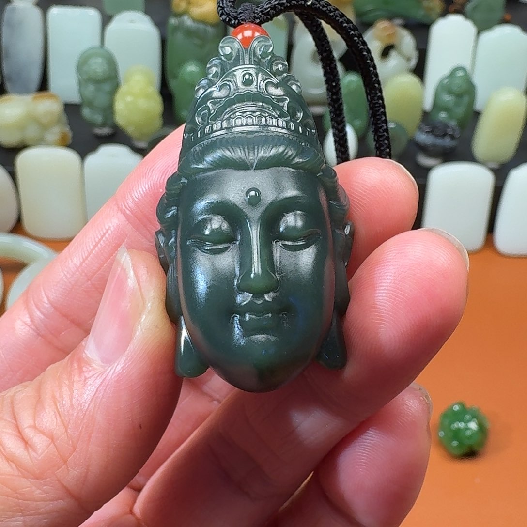 和田玉颈饰未镶嵌