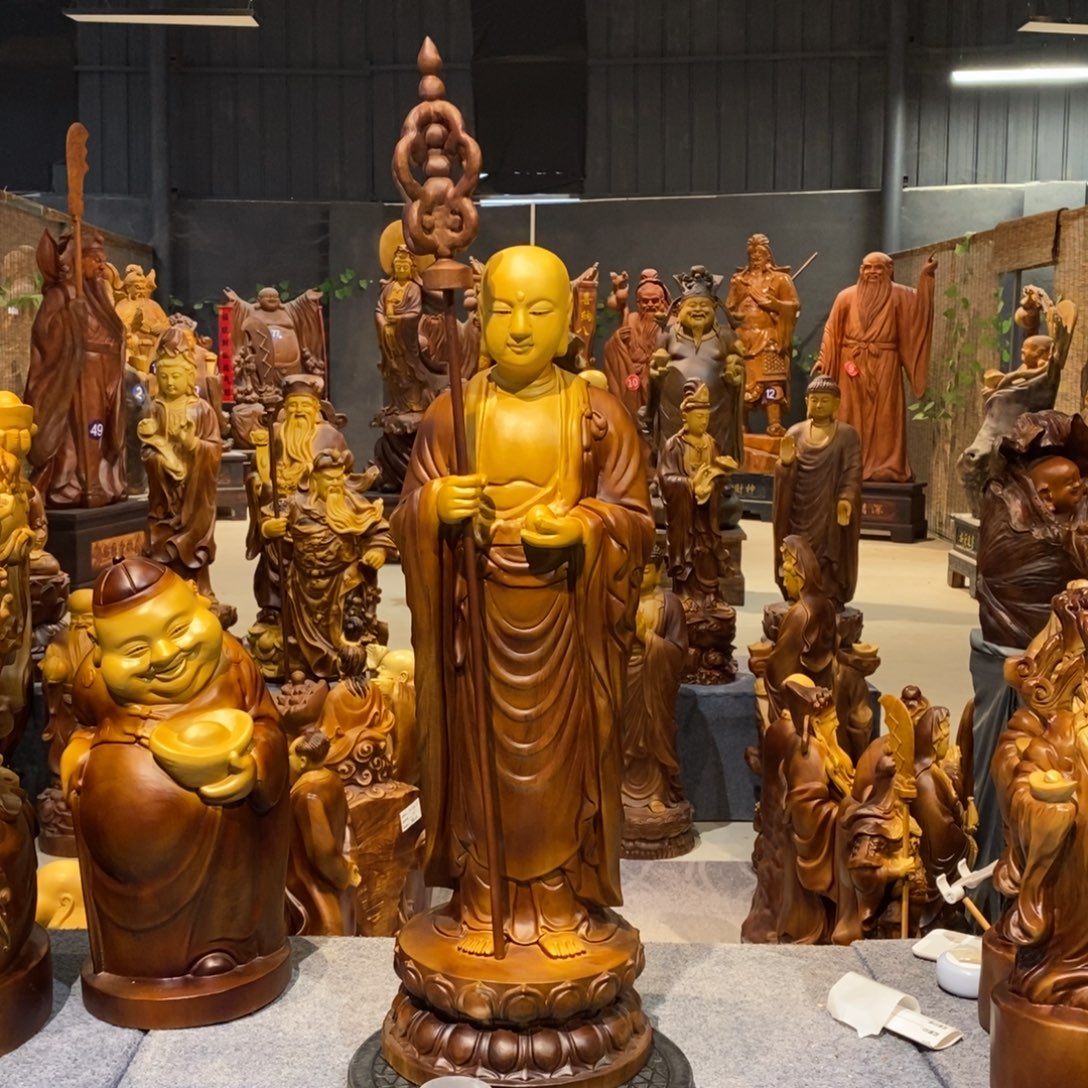 云***地香樟木60高精雕地藏