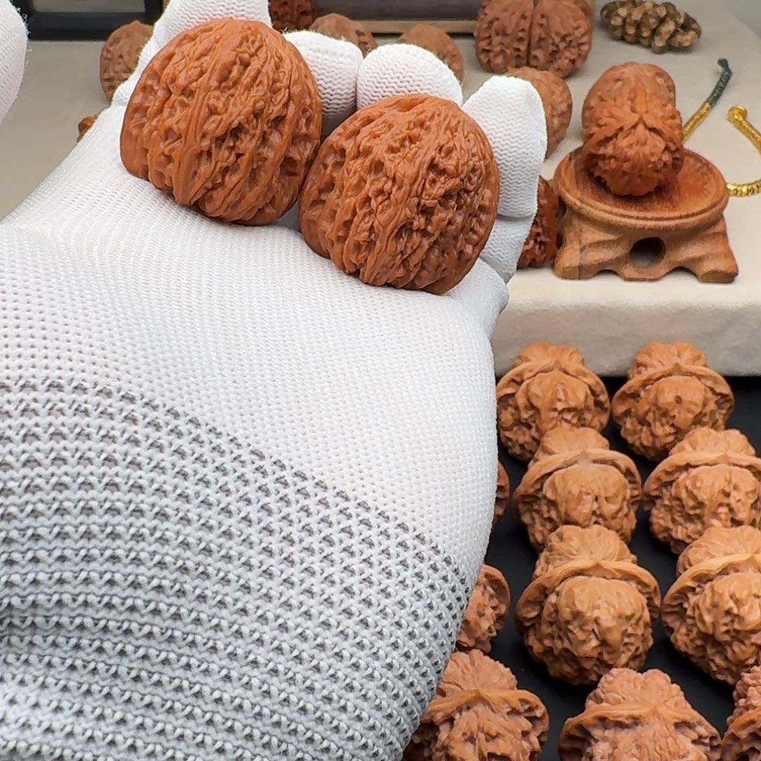 M***d吊坠文玩核桃老北京密纹