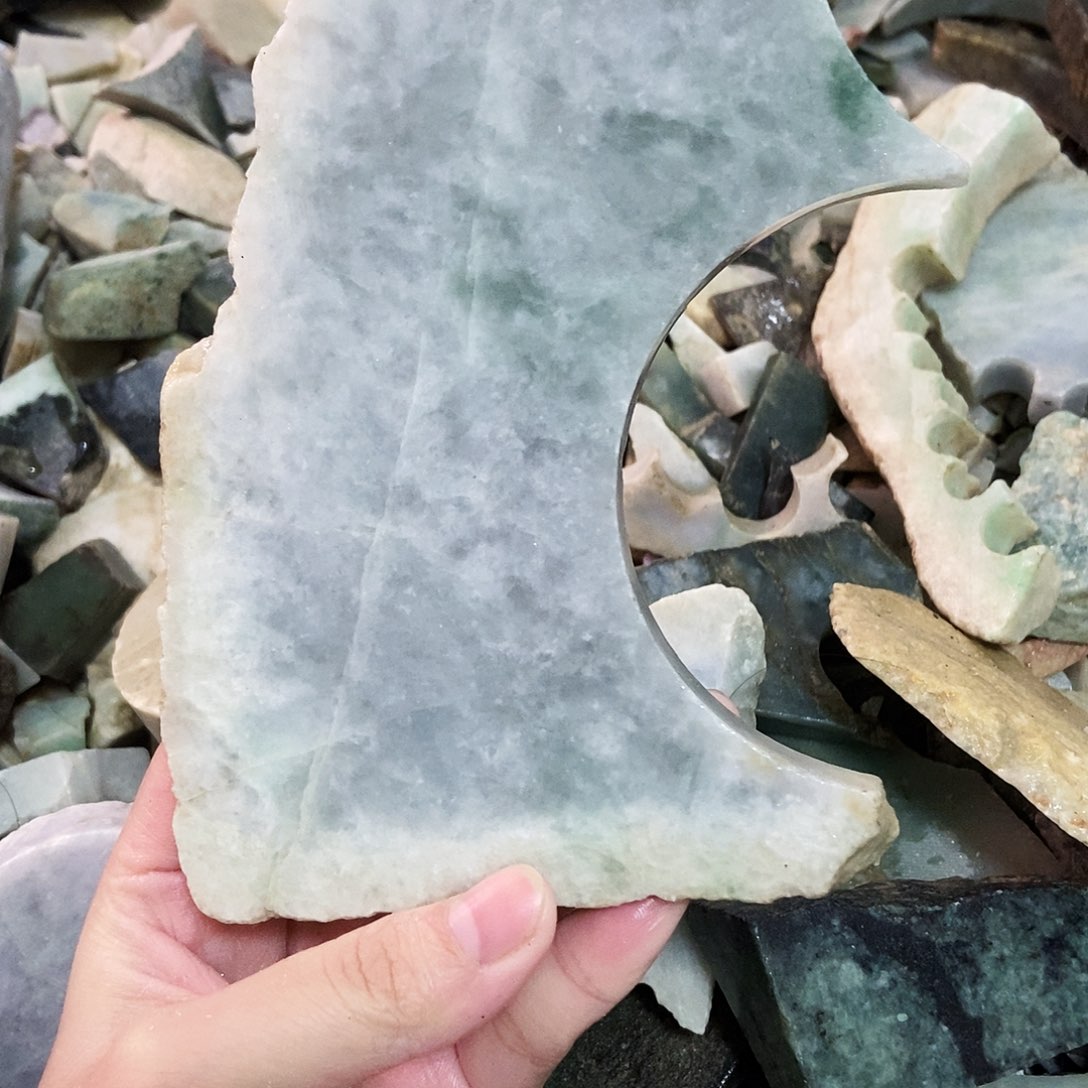 翡翠未镶嵌颈饰天然翡翠