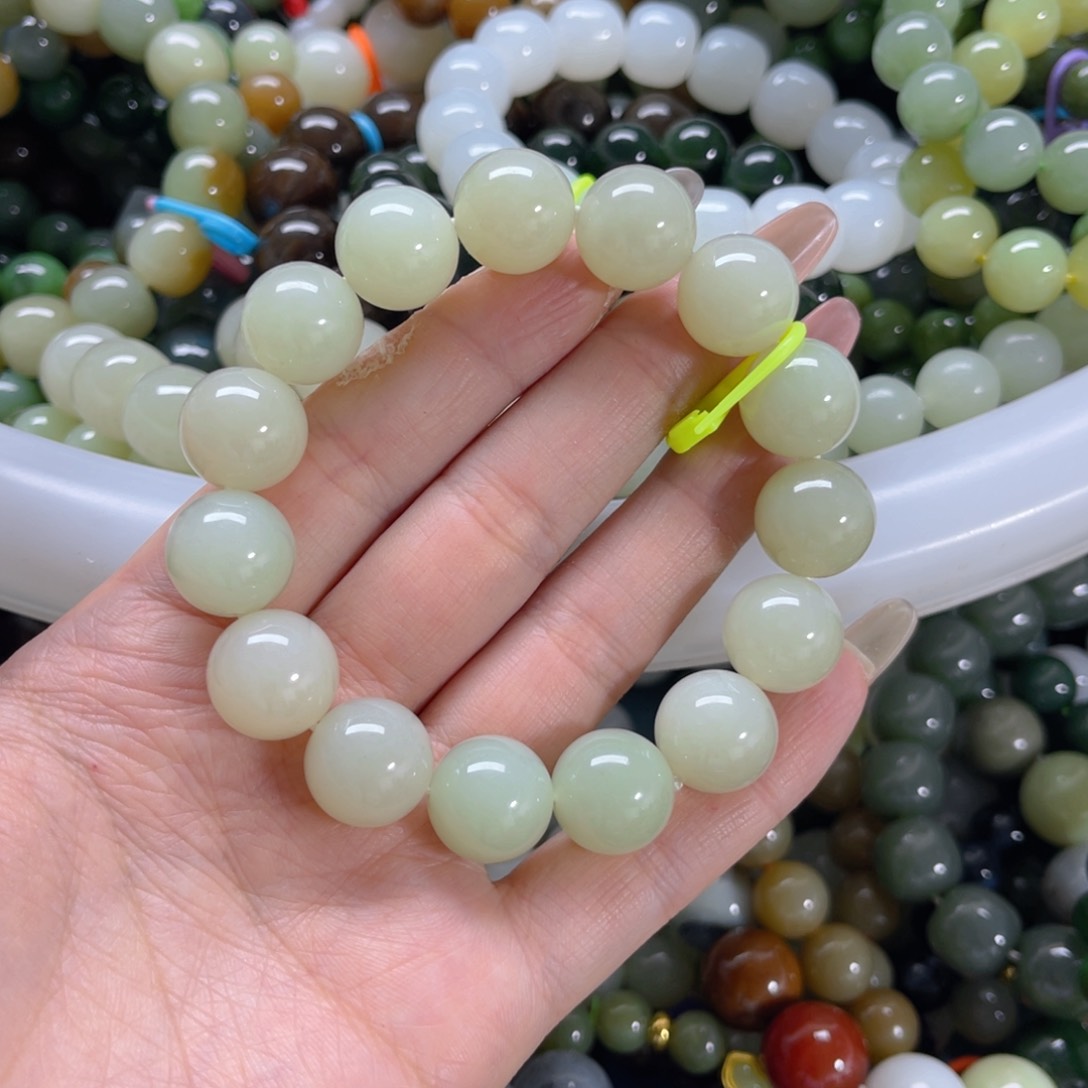 手链未镶嵌和田玉