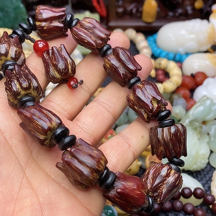 雨***虹吊坠滴血莲花菩提