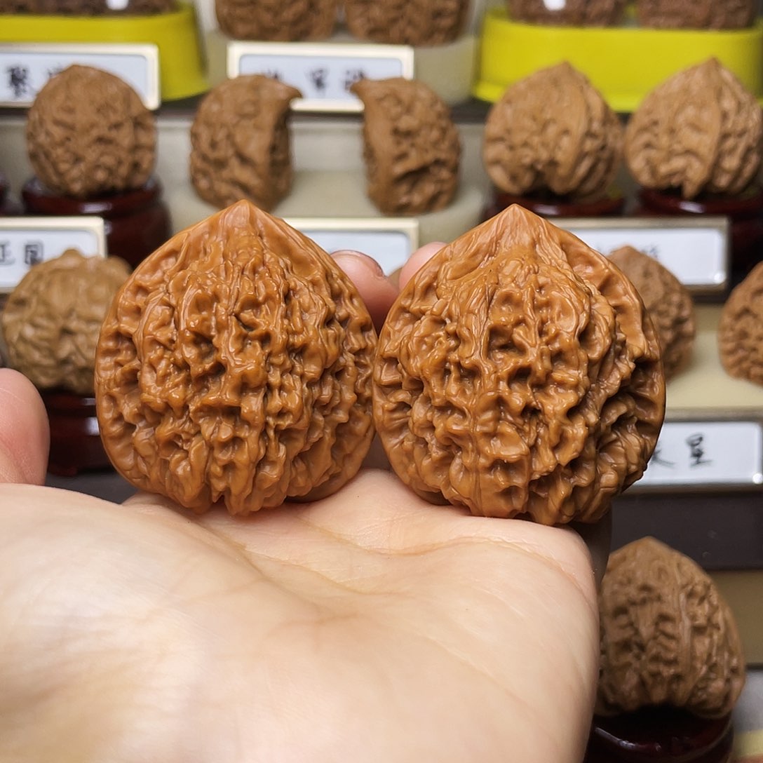 把件文玩核桃官帽44左右