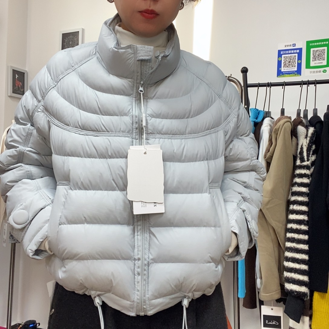 003蓝色排骨显瘦棉服