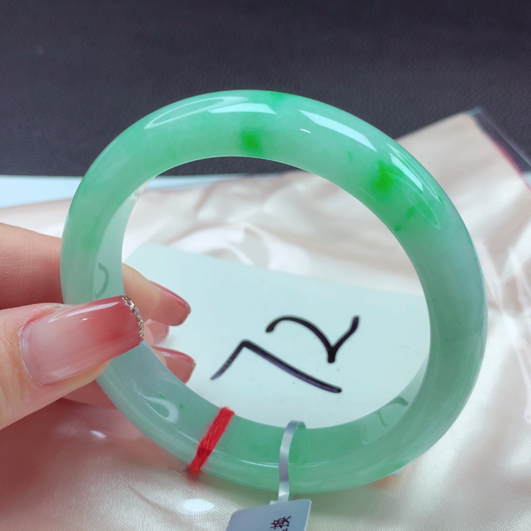 翡翠手镯未镶嵌手镯58