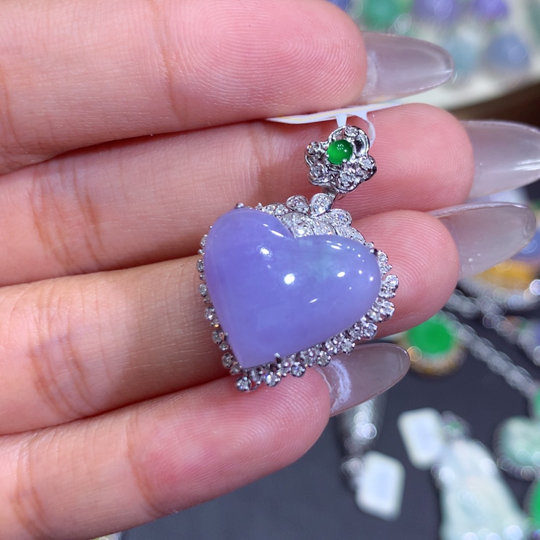 翡翠吊坠(赠链)18K金镶嵌