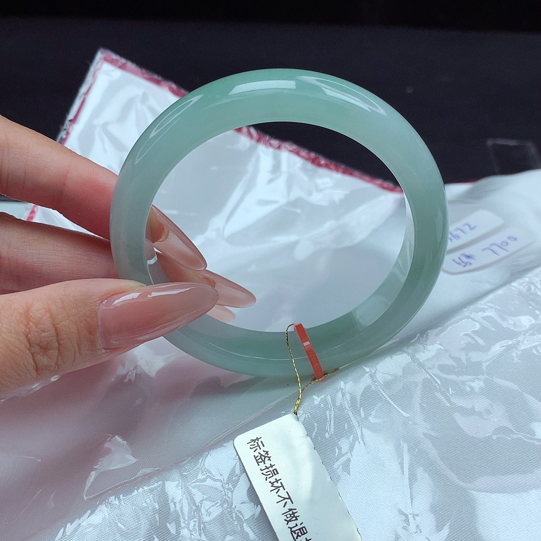 翡翠未镶嵌手镯56圈672