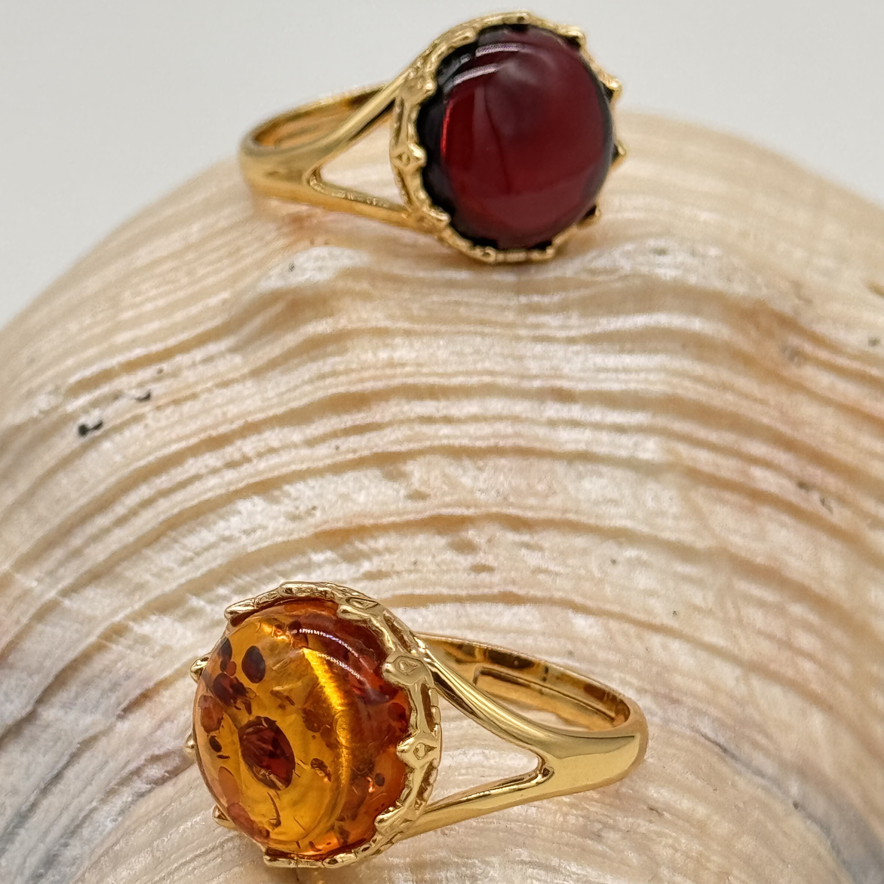 乔美琥珀首饰精美戒指