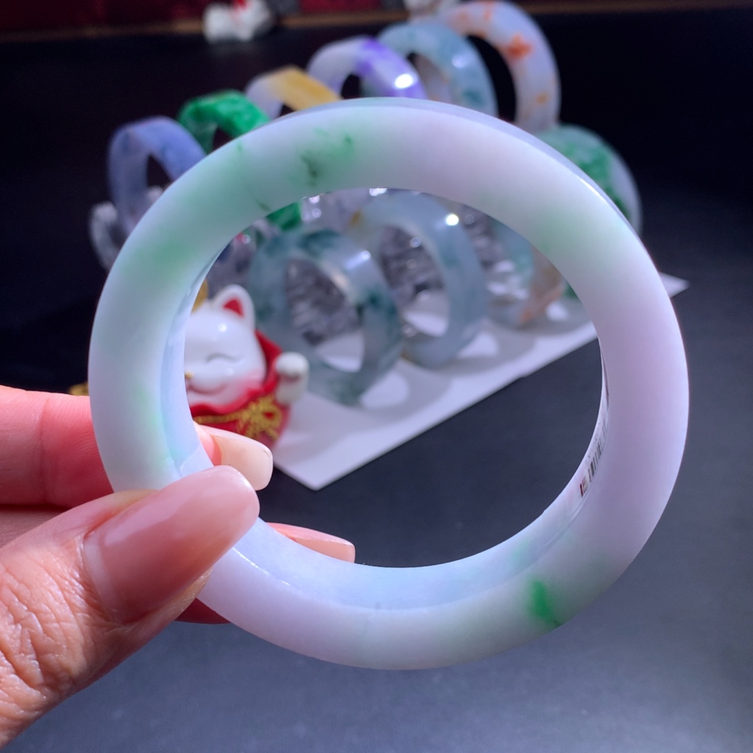 定制翡翠未镶嵌翡翠手镯