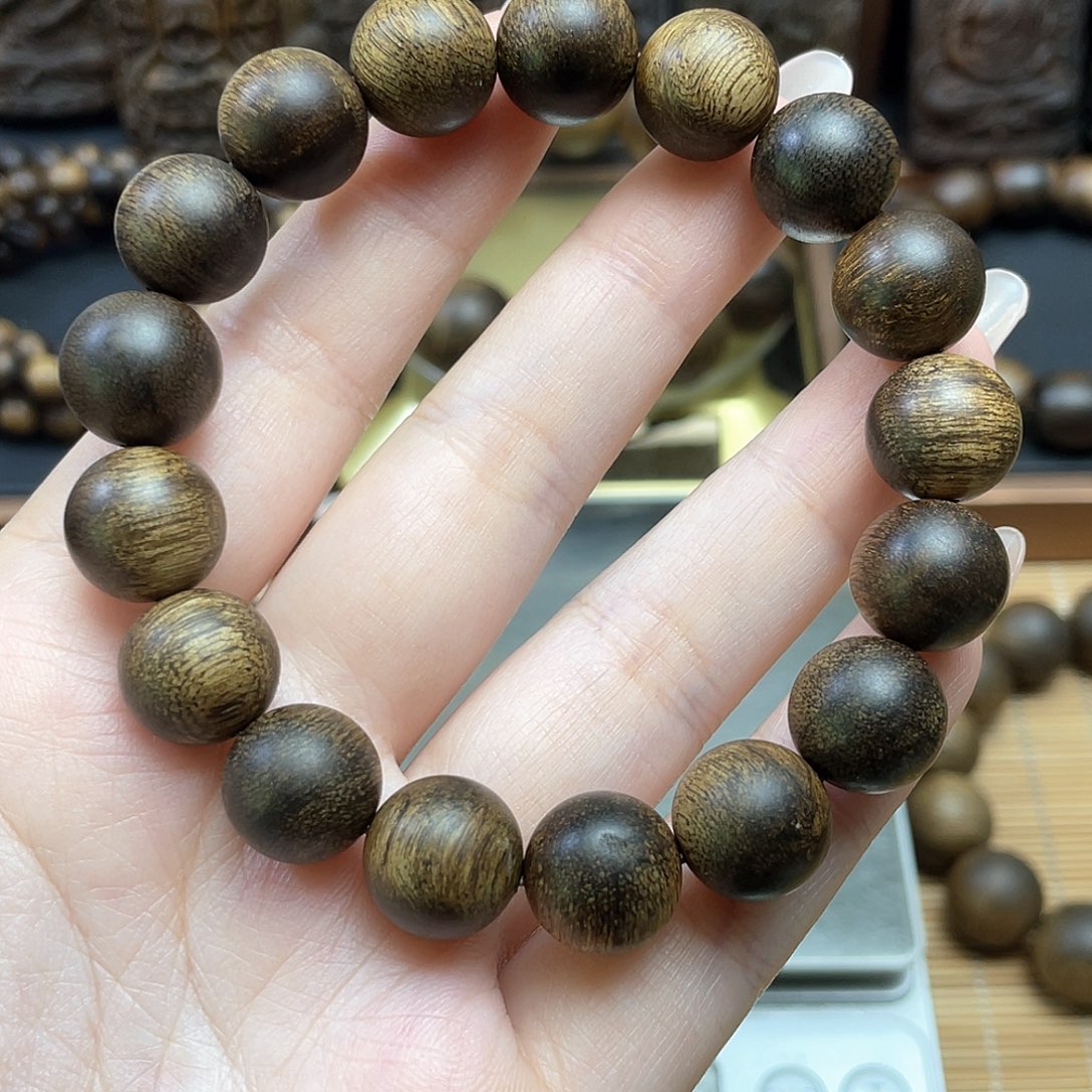 手串沉香@***磊达拉干沉香