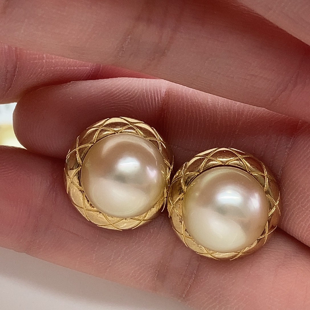 银S925镶嵌海水珍珠耳饰