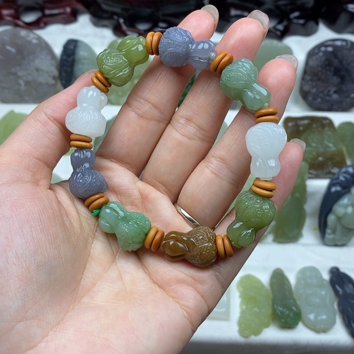 和田玉（糖玉）未镶嵌颈饰103