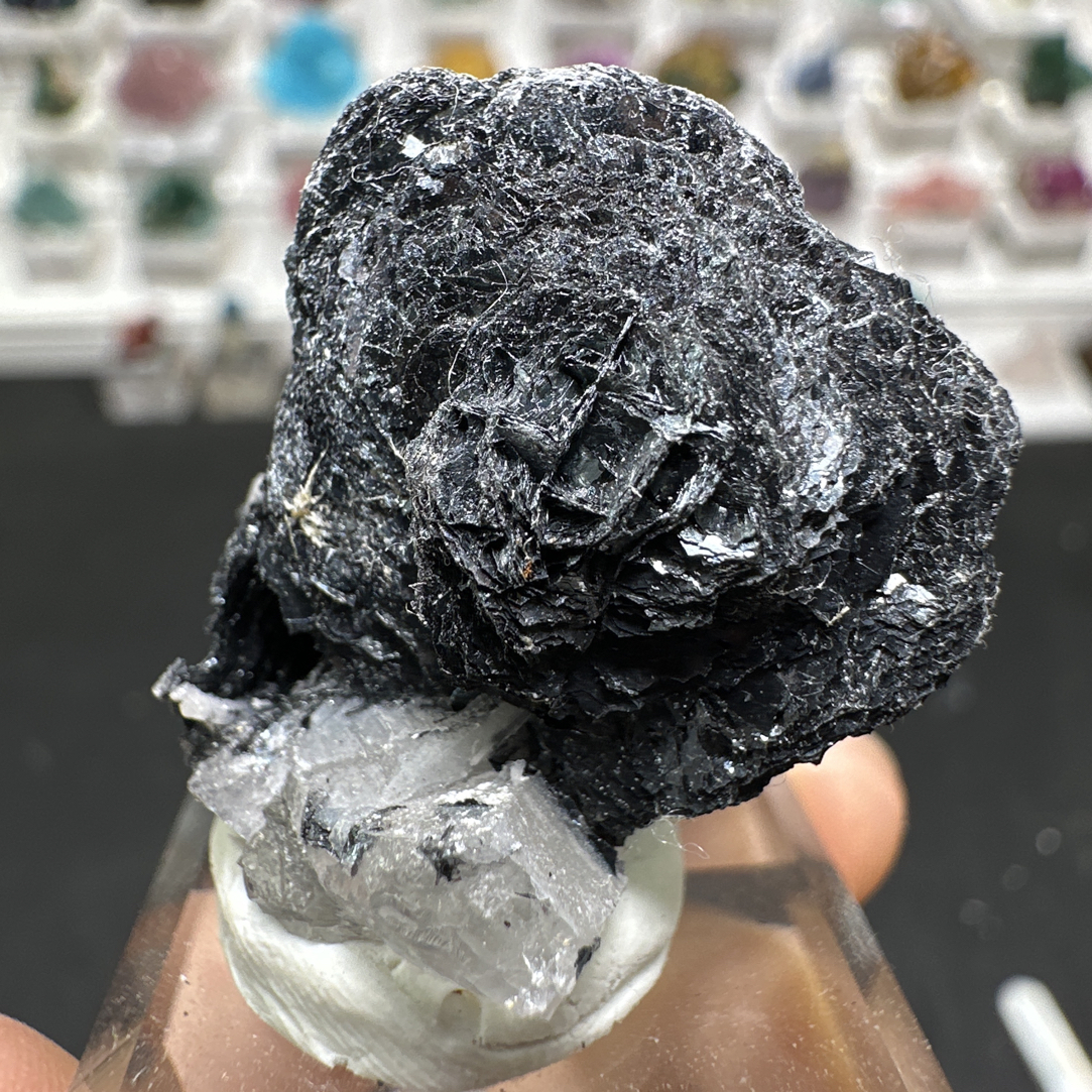 内蒙镜铁加水晶 