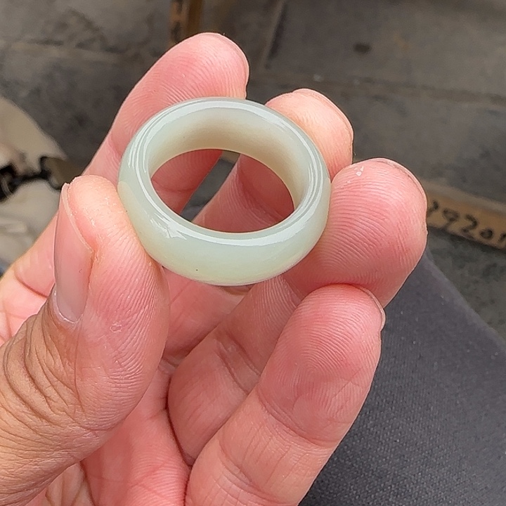 和田玉颈饰未镶嵌卡20的