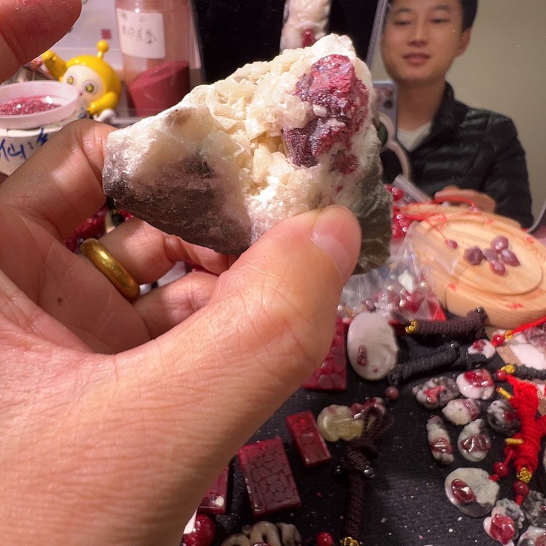 天然辰砂10克左右晶体