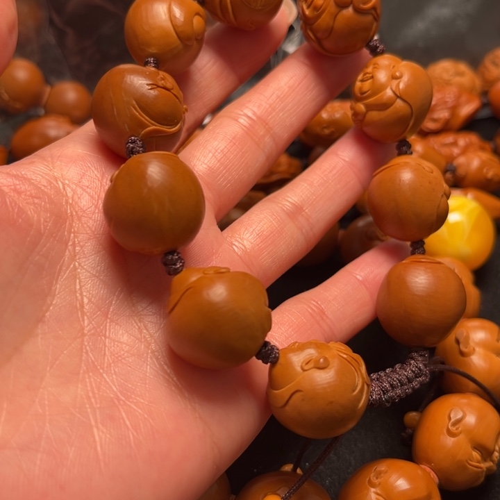 风***歌橄榄核吊坠米勒串