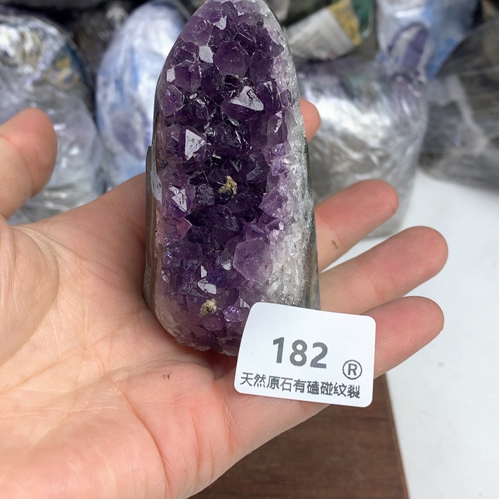 紫晶大型摆件（非配饰）未镶嵌