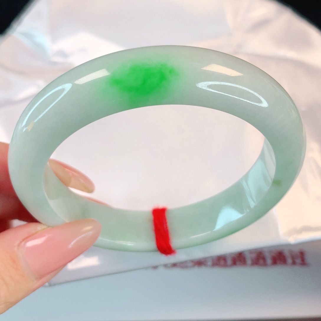 翡翠手镯未镶嵌1021翡翠