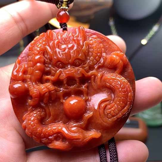 翡翠吊坠(赠链)未镶嵌吊坠