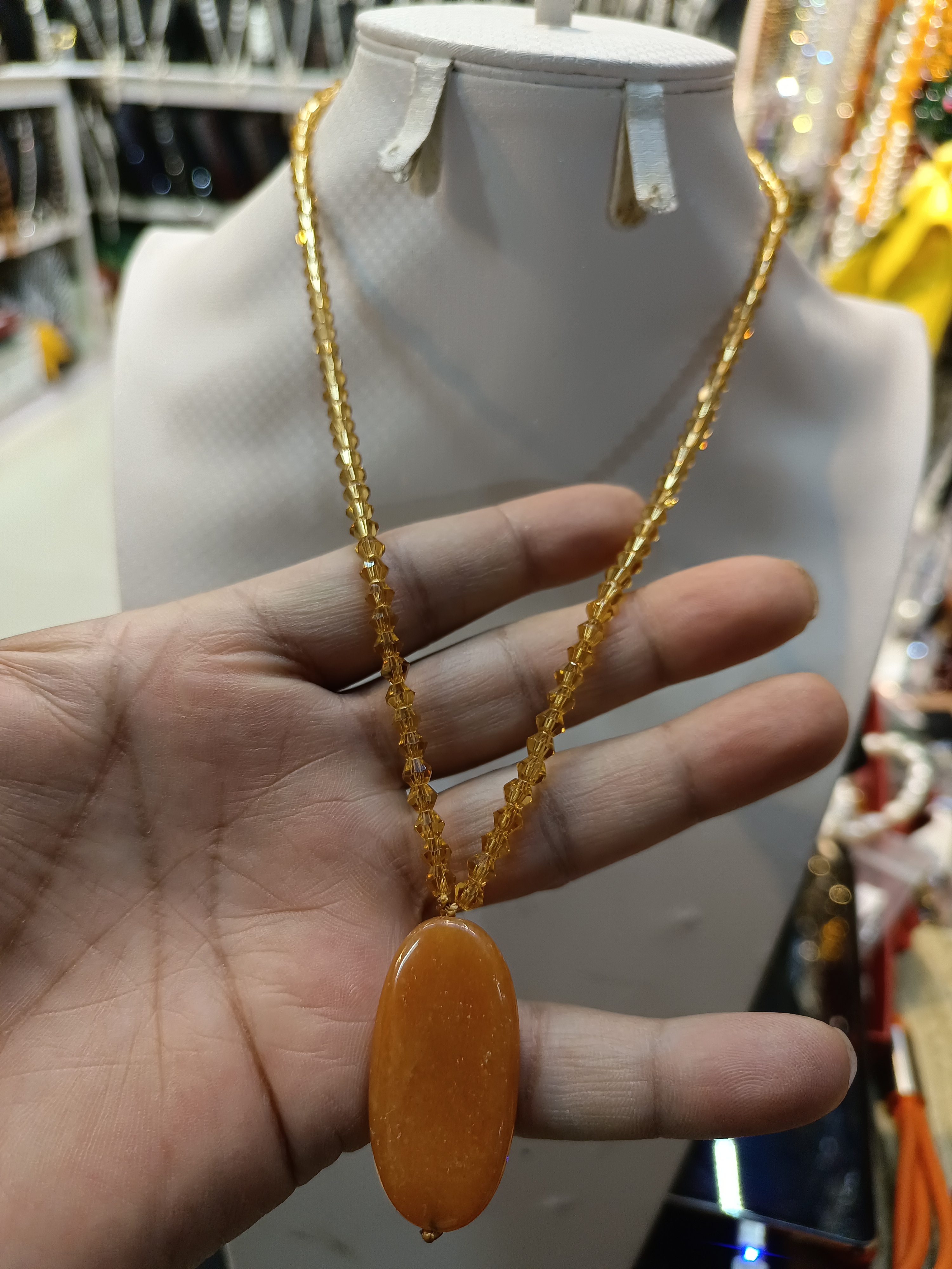 不锈钢项链  تاش ئېسىلغان خىرىستال مارجان. 