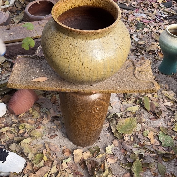 高度28厘米口径21厘米瑕疵无孔