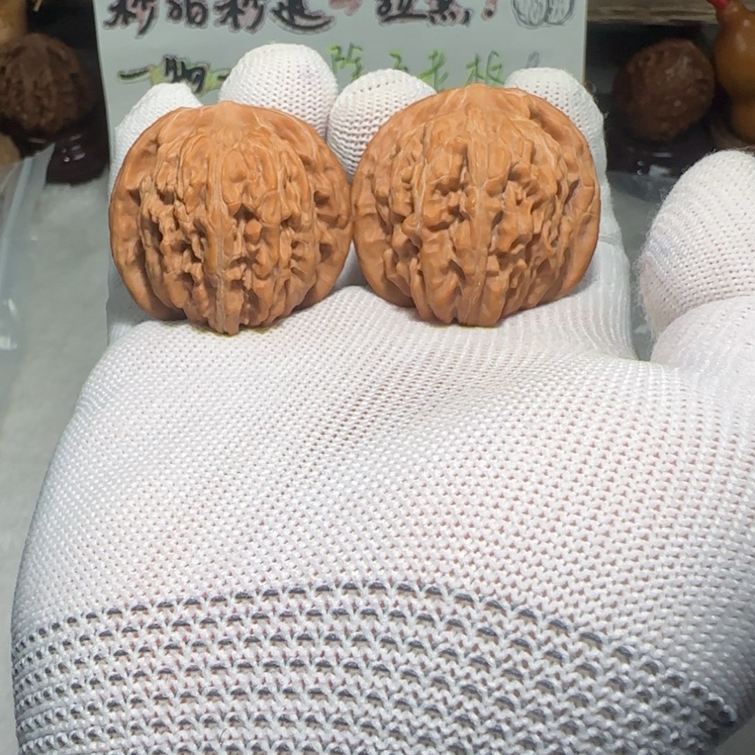 文玩核桃吊坠四座楼