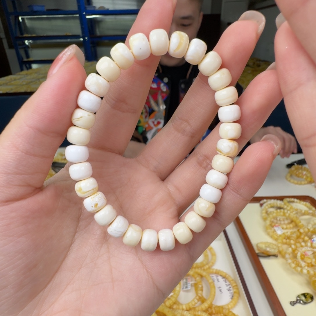 四***3琥珀未镶嵌手链蜜蜡手串