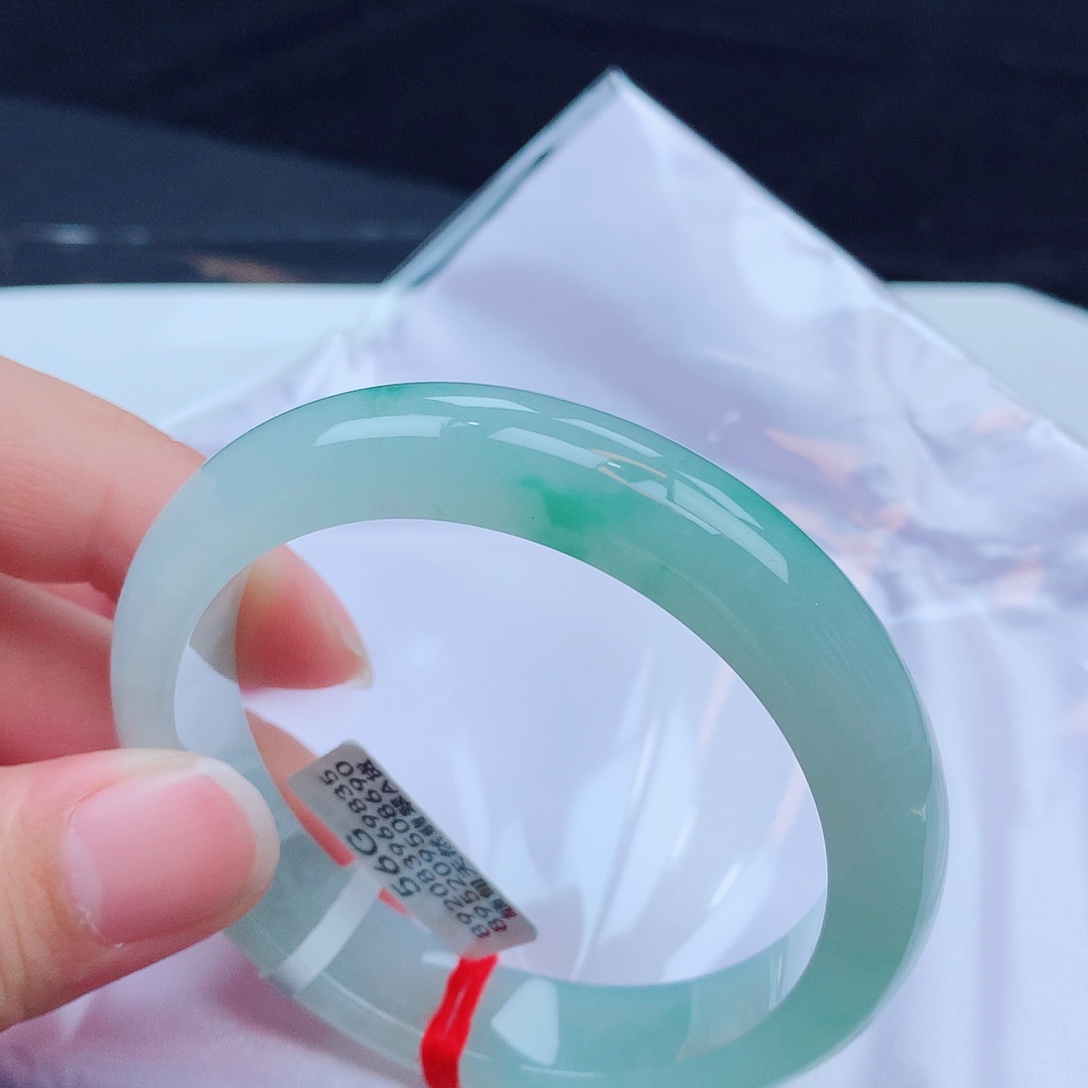翡翠手镯未镶嵌天然缅甸翡翠A货手镯 