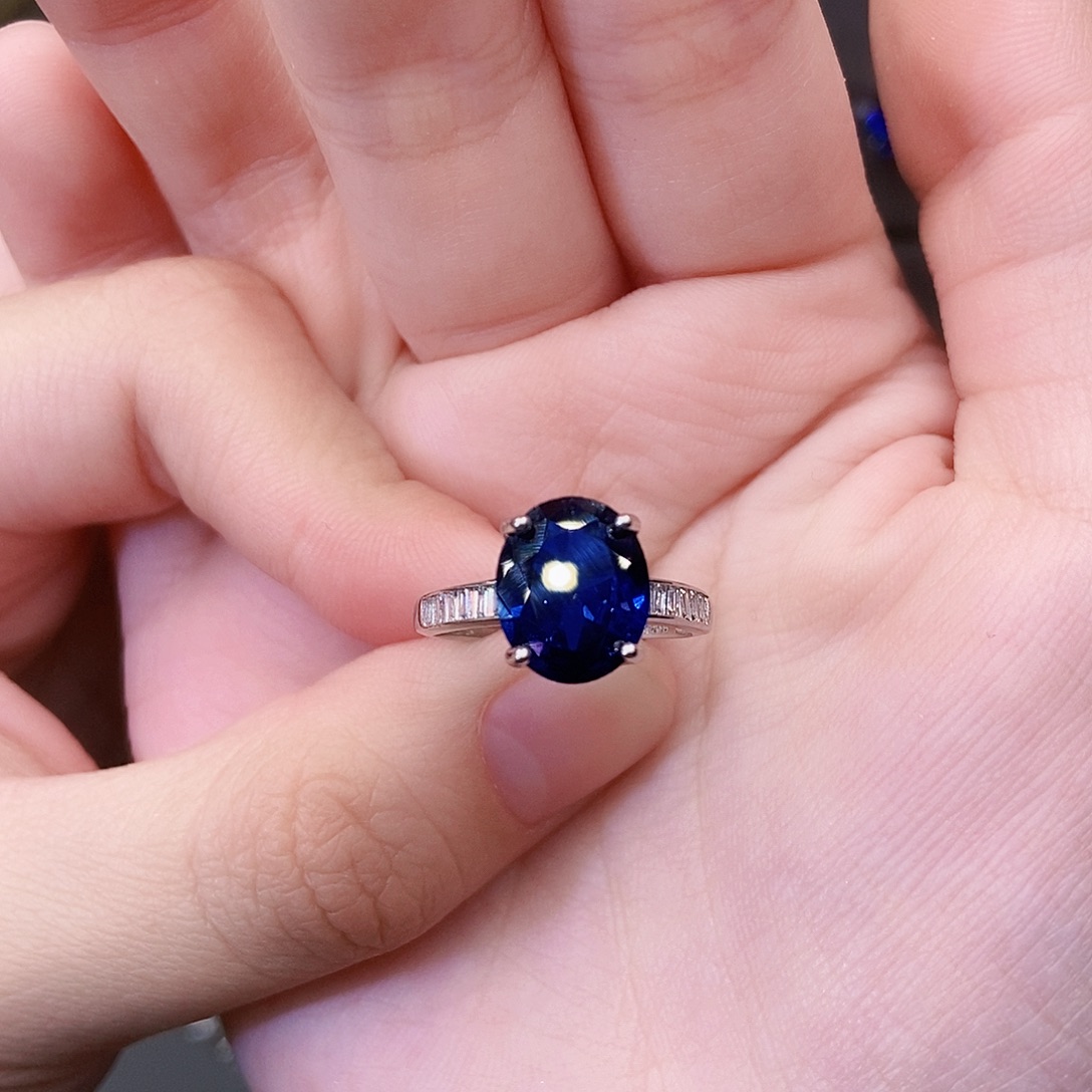 蓝宝石银S925镶嵌戒指