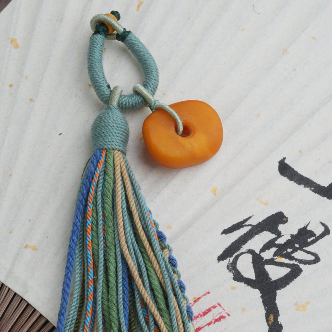 西亚老蜜蜡鸡油黄饼子包挂复古小众设计感