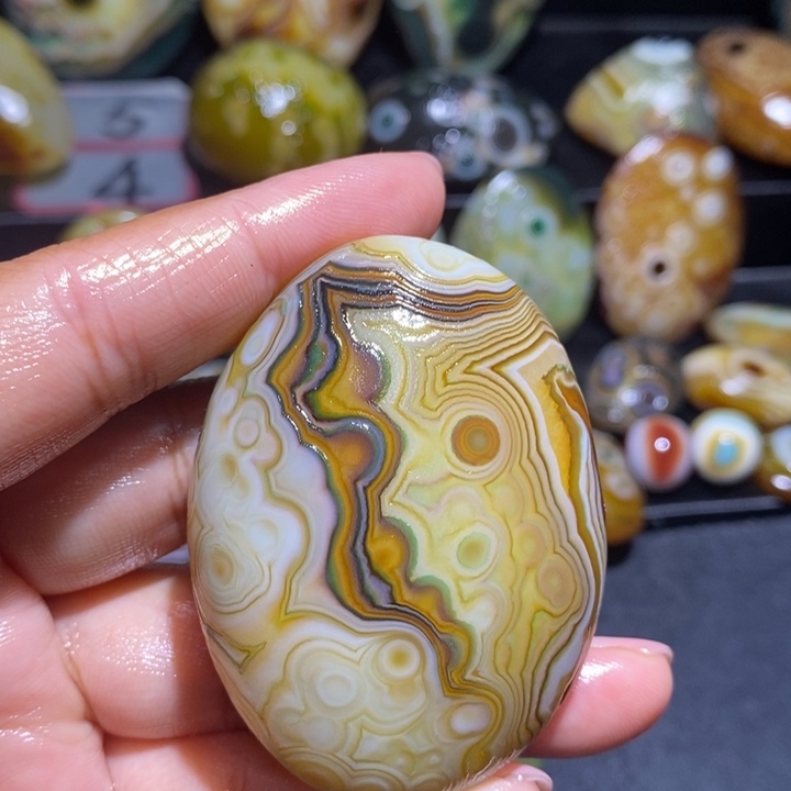 玛瑙/玉髓未镶嵌珠宝奇石121