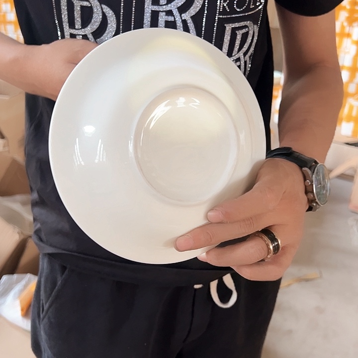 微瑕不退不换不补发 7英寸骨瓷小草帽盘6支