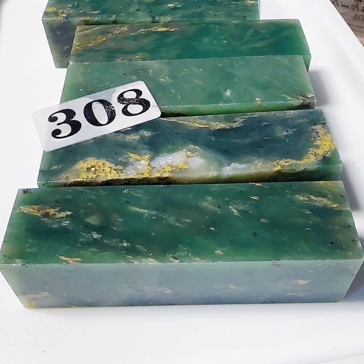 雲***）印石青田石四川雅安绿2.6正章，高度7-9公分，5个68元