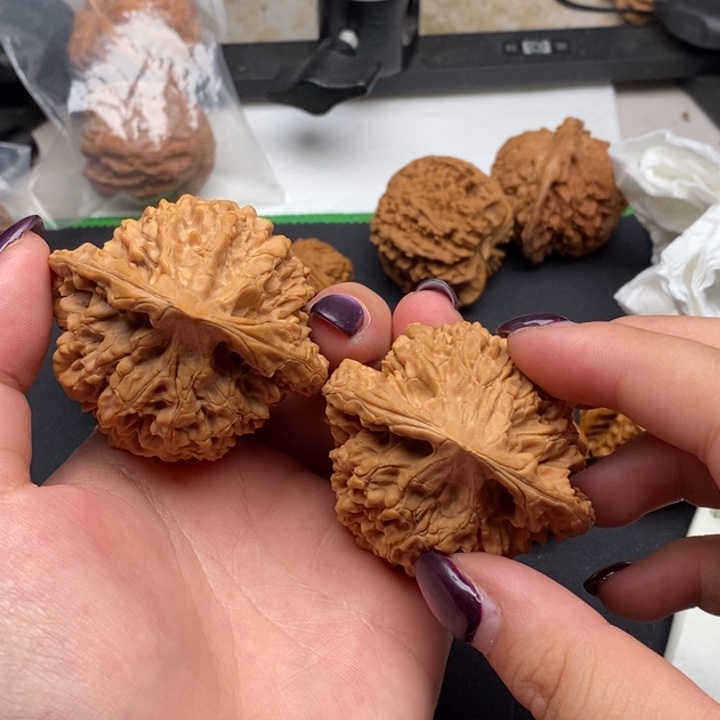 吊坠文玩核桃文玩核桃官帽一对