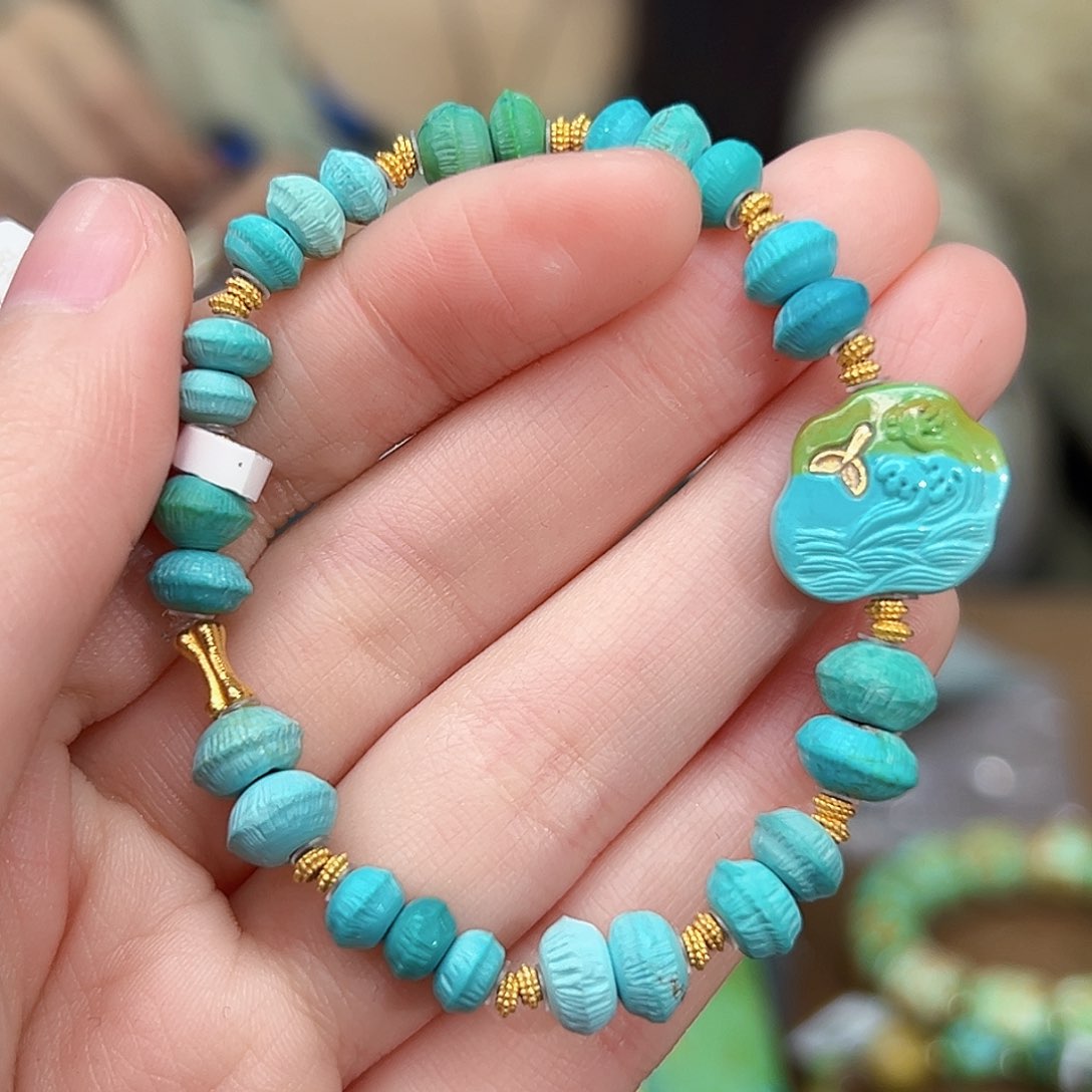 绿松石珠宝奇石18K金镶嵌