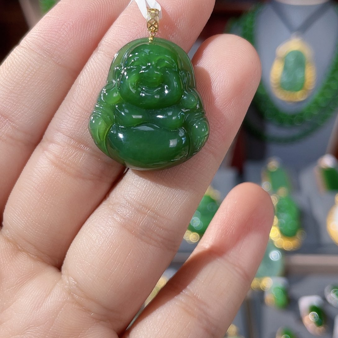 和田玉（碧玉）吊坠18K金镶嵌