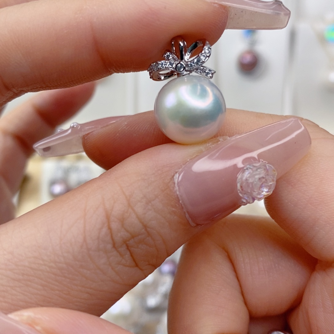 淡水珍珠吊坠(赠链)银S925镶嵌