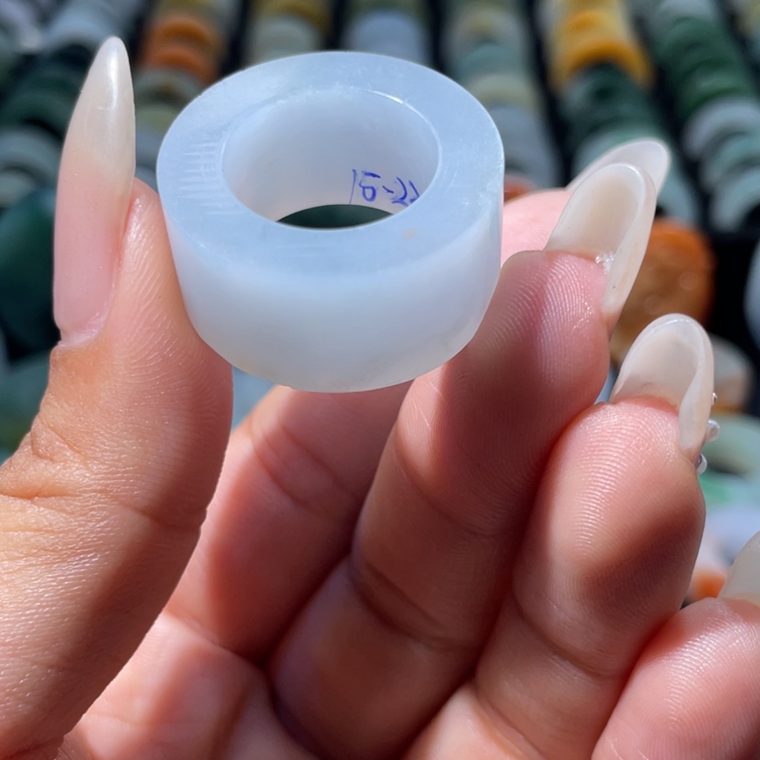 定制翡翠未镶嵌天然翡翠15-23圈