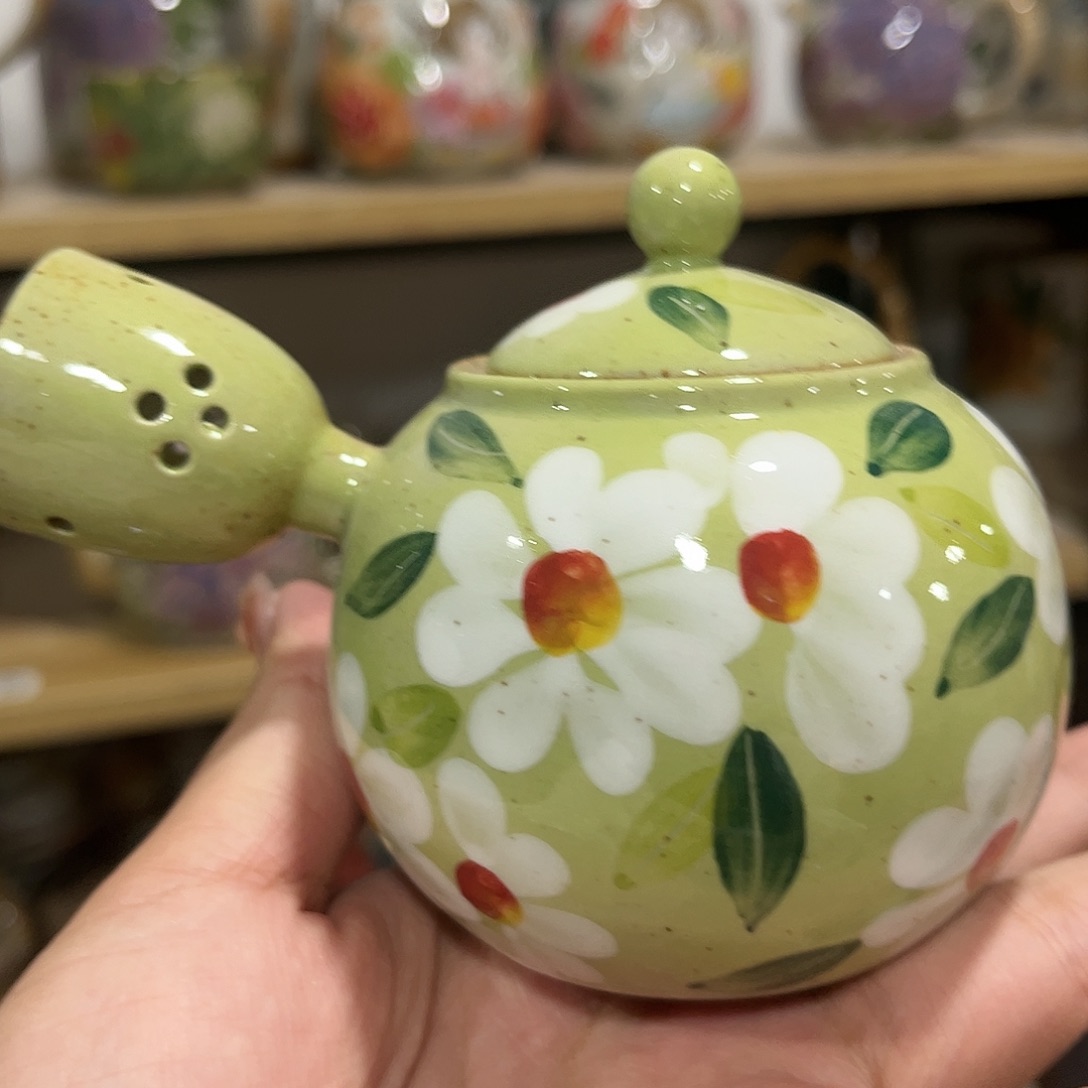 瓷片红红火火过大年